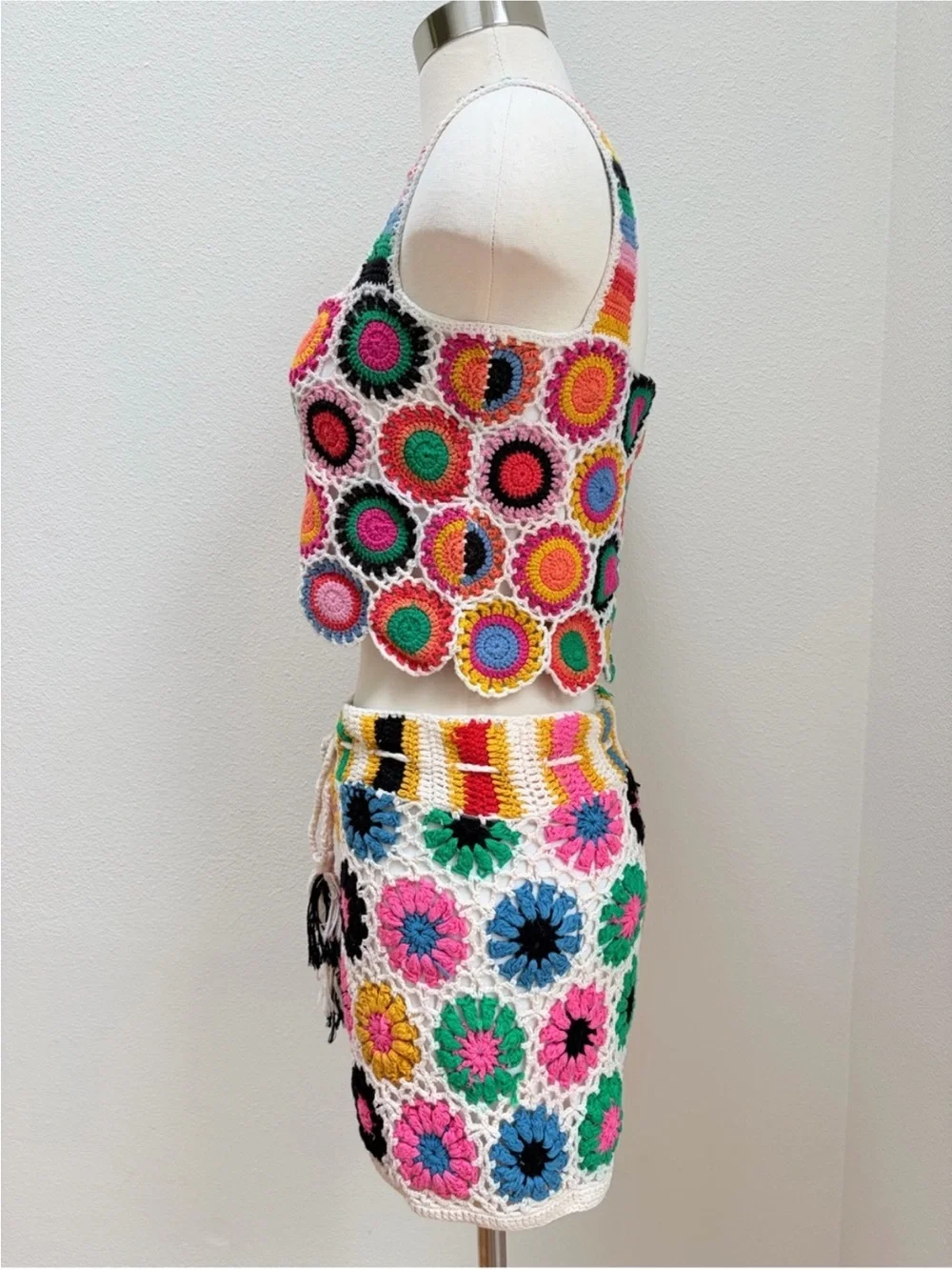 Farm Rio Crochet Matching Set Granny Square Crop Top Shorts Red Pink Size Medium
